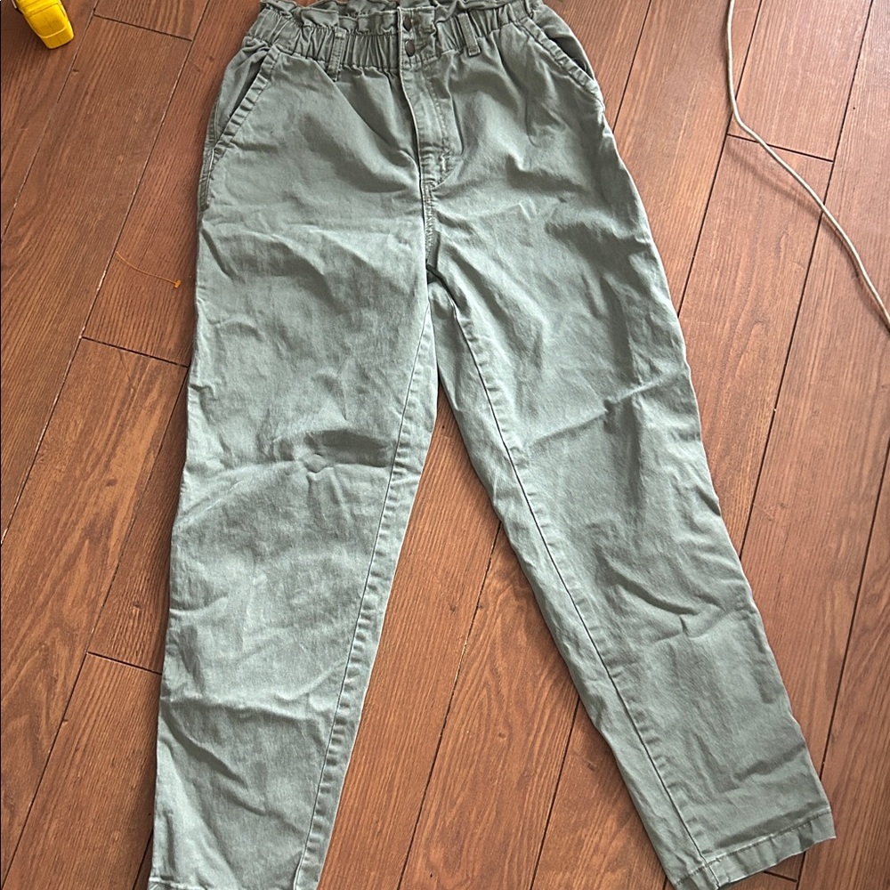 Universal Thread High Rise Joggers - Picture 2 of 9